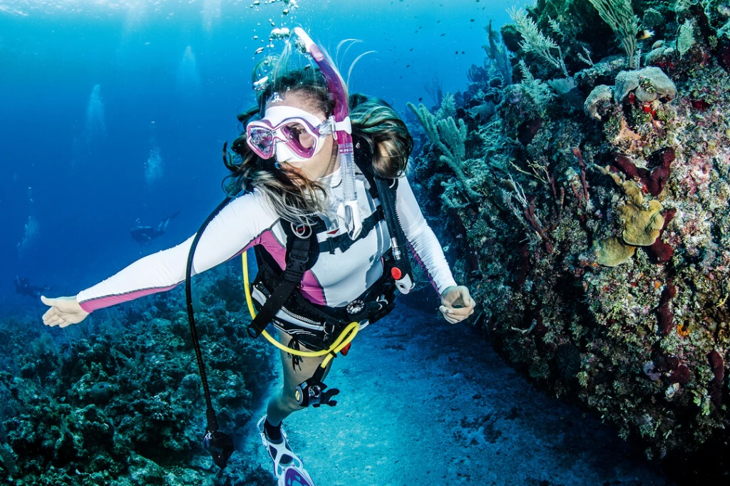 underwater open water diver