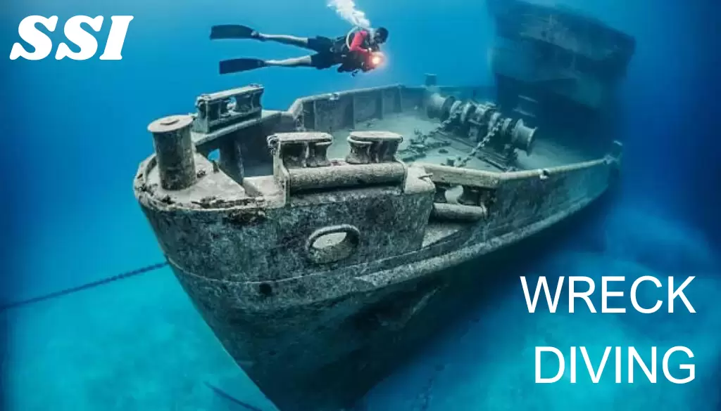 A scuba diver diving over a shipwreck text explains "SSI wreck diving" course